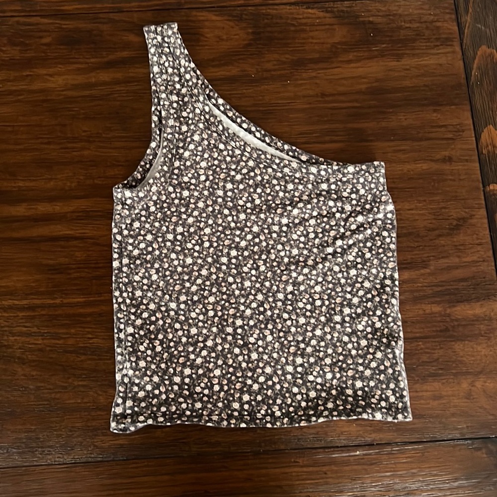 Floral One shoulder crop top